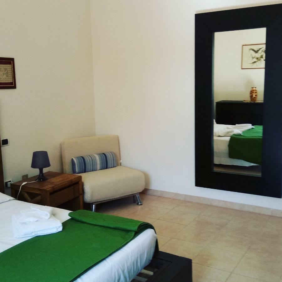 Casa Del Carrubo Villa Vieste Luaran gambar
